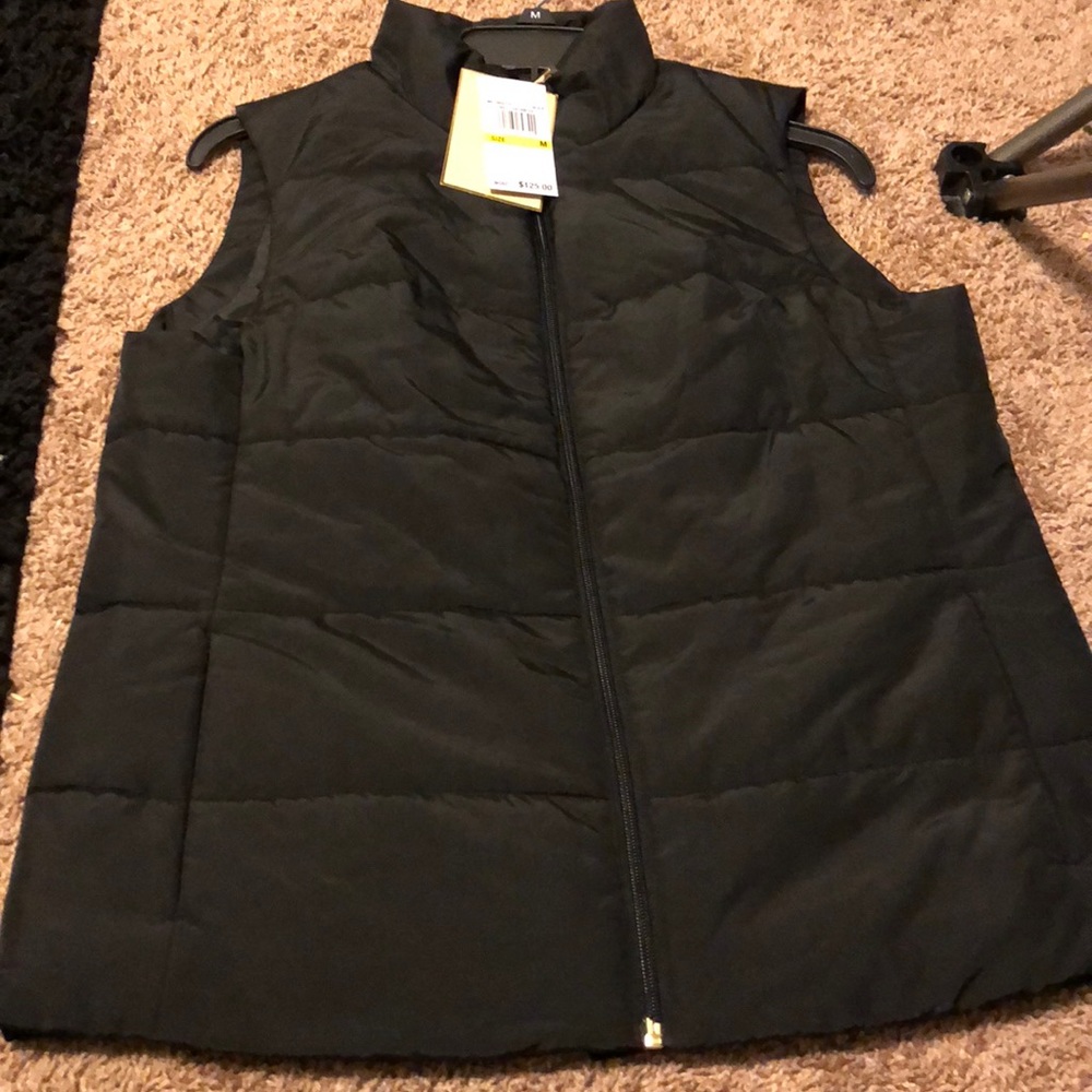 MK Solid Puffer Vest “FIRM”